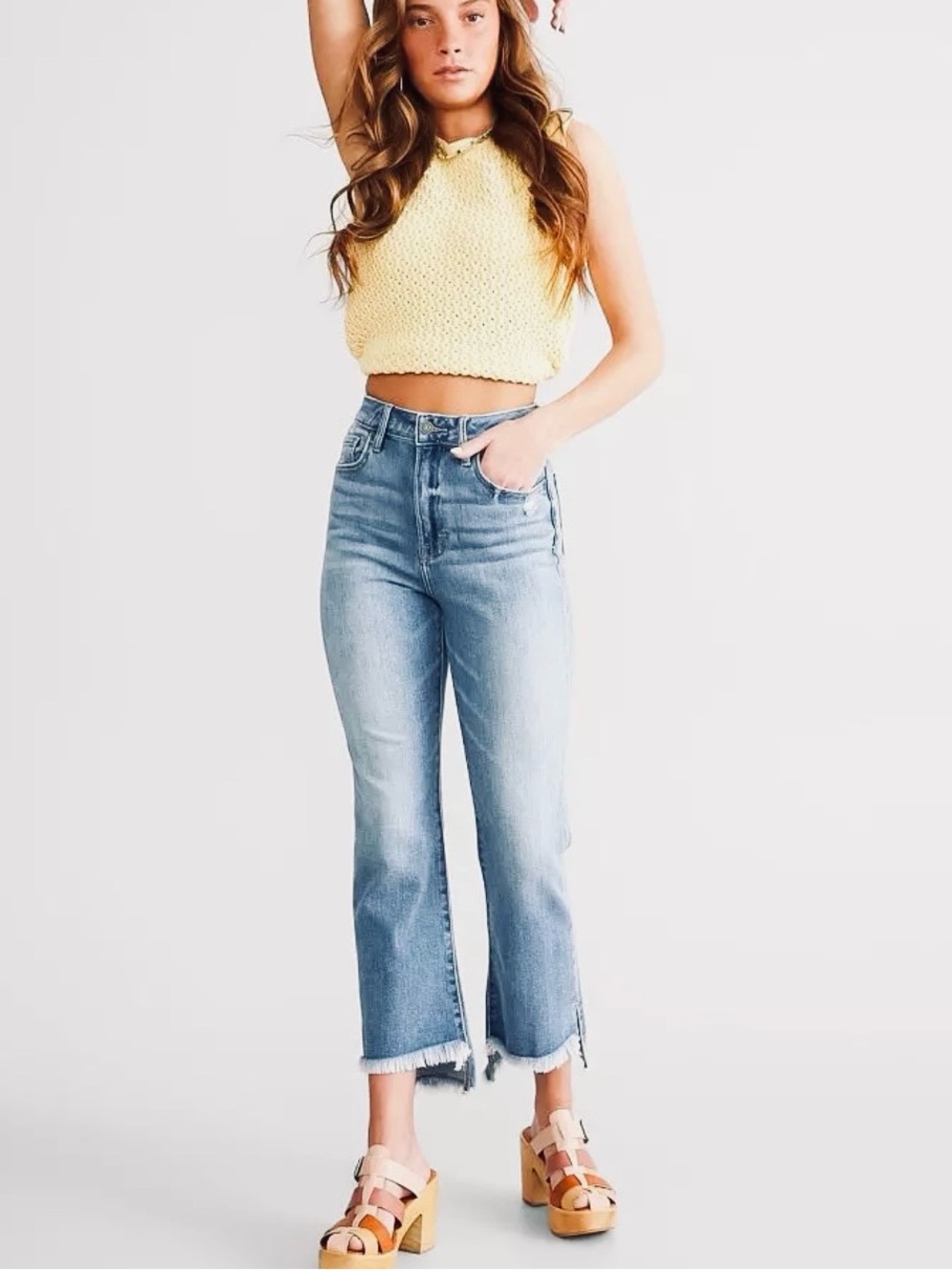 Hidden Los Angeles Like New Happi Cropped Split Flare Jeans Size 28